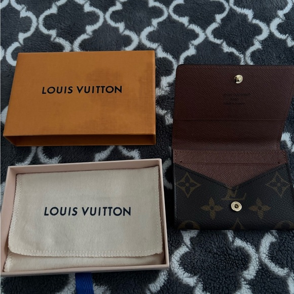 Louis Vuitton Monogram Card Holder in Brown and Tan - Picture 2 of 3